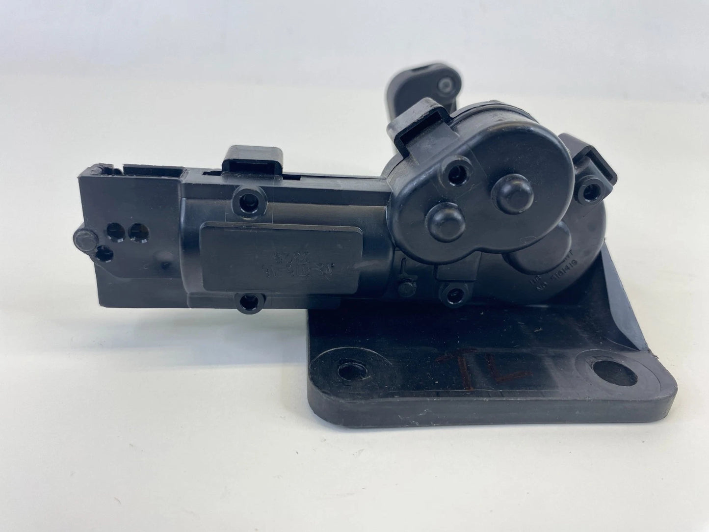01-16 TOWN & COUNTRY 01-20 G CARAVAN REAR LH QUARTER VENT WINDOW MOTOR ACTUATOR