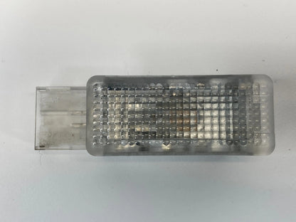 2006 VOLKSWAGEN GTI INTERIOR REAR TRUNK LUGGAGE LIGHT LAMP 6L0947415 OEM