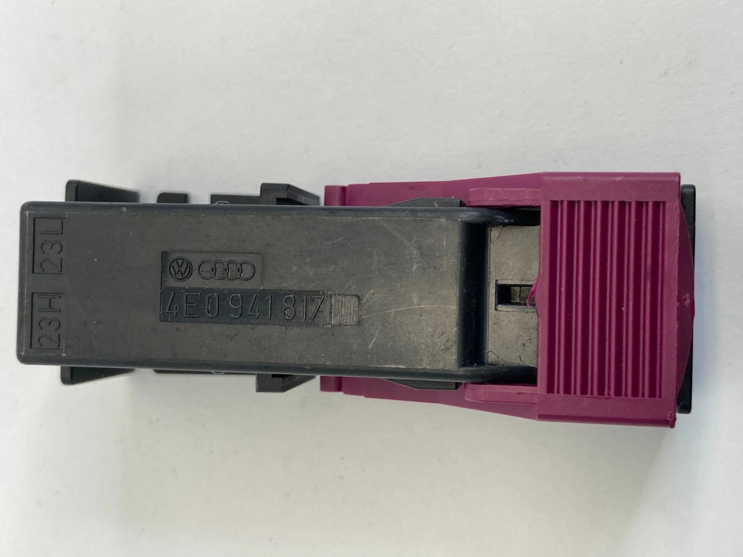 2006-2011 AUDI A6 3.2L FUSE BOX RELAY CONNECTOR CONTACT PIN PLUG 4E0-941-817 OEM