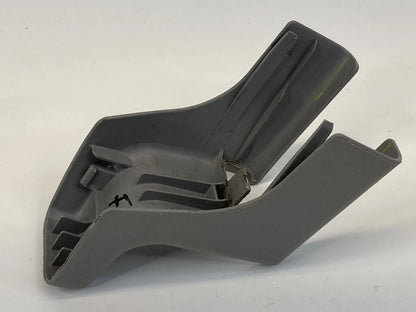 07-11 TOYOTA CAMRY FRONT LEFT SIDE SEAT RAIL TRACK END COVER TRIM 72138-06030