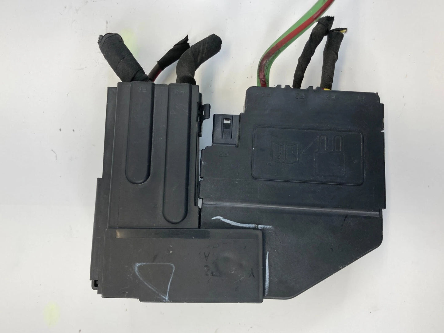 13-16 FORD FUSION ENGINE BATTERY JUNCTION FUSE RELAY BOX MODULE DU5T14A094ED OEM