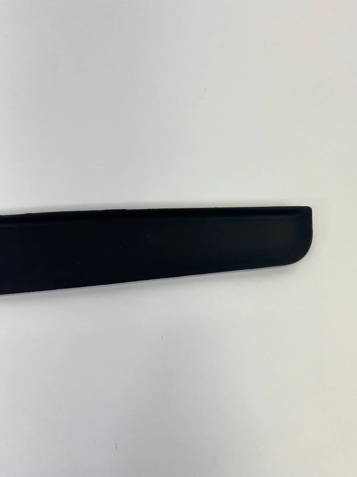 2004-2009 CADILLAC SRX INTERIOR MAT BEZEL COVER TRIM OEM