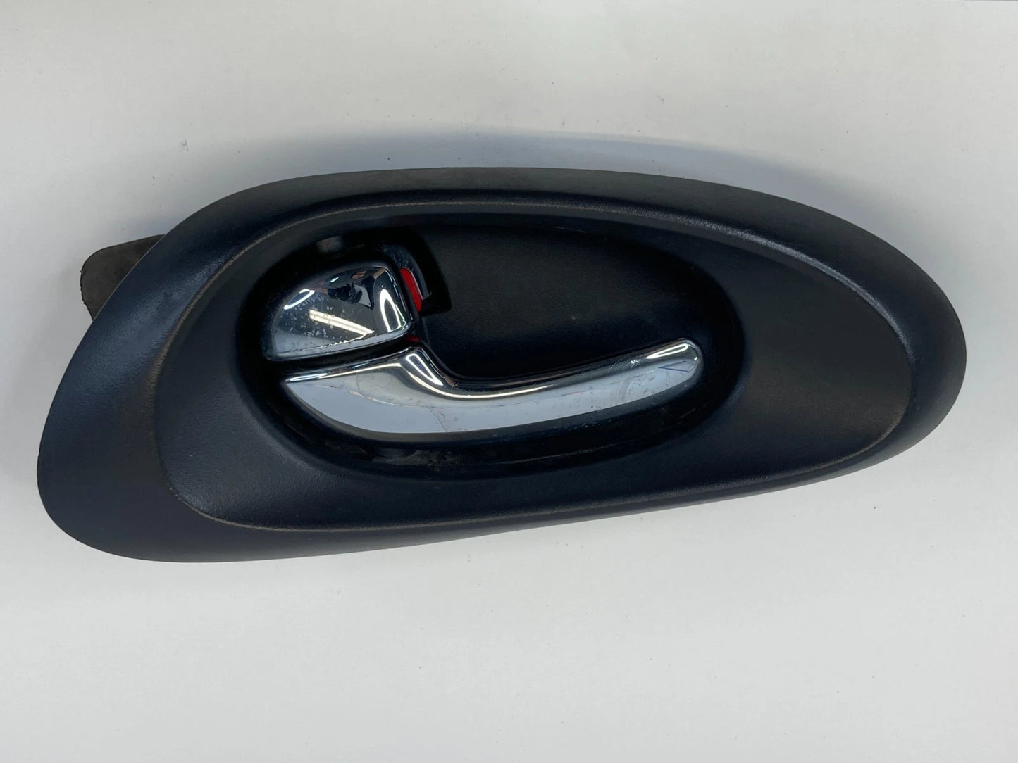 2002-2009 CHEVROLET TRAILBLAZER REAR LEFT SIDE INTERIOR DOOR HANDLE 15214506 OEM