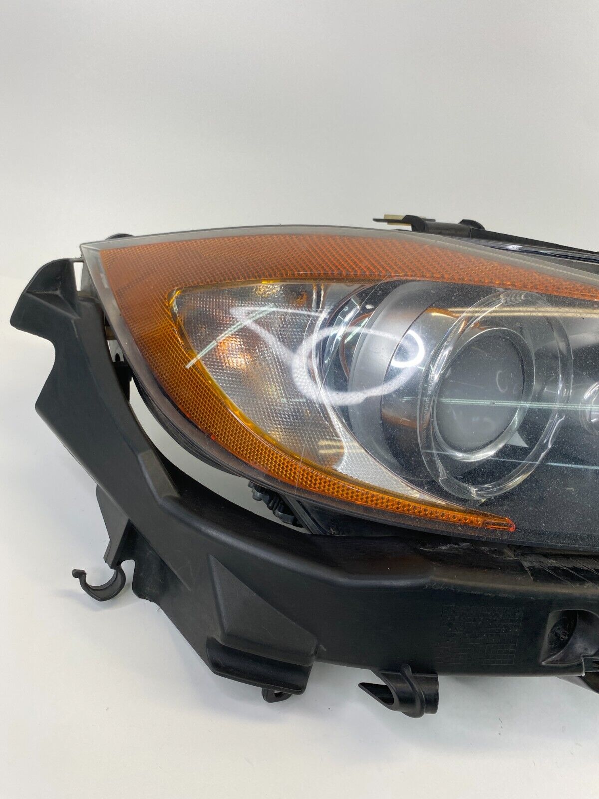 2007 2008 BMW 328xi Front Right Passenger Headlight Headlamp 51647-116-708 OEM