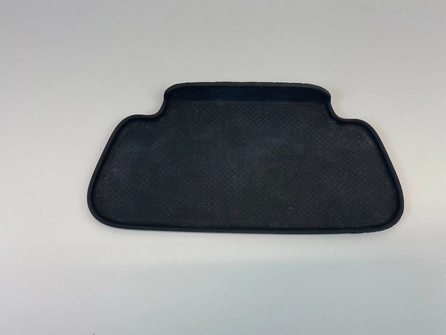 2007 2008 2009 HYUNDAI ELANTRA CENTER CONSOLE STORAGE COMPARTMENT INSERT RUBBER