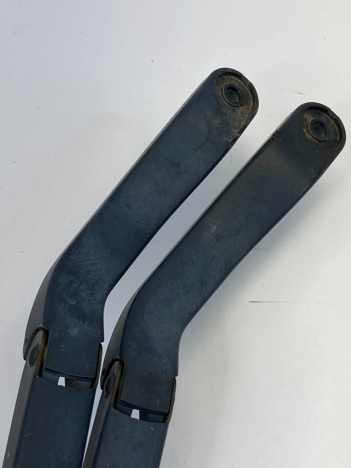 06-09 PONTIAC TORRENT 05-09 EQUINOX FR WINDSHIELD WIPER ARMS SET PAIR LH RH OEM