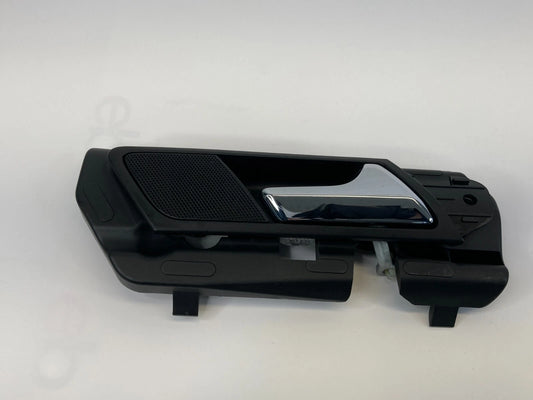 2006 2007 MERCEDES-BENZ ML500 REAR RIGHT SIDE INTERIOR DOOR HANDLE W/ TWEETER