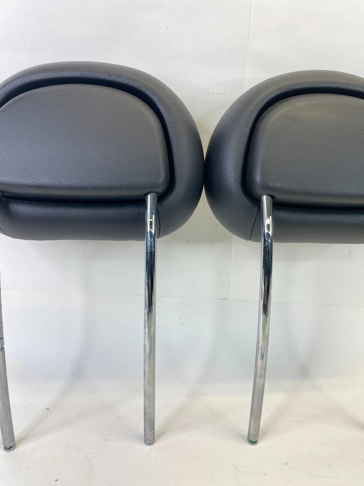 2001-2005 MERCEDES-BENZ C240 FRONT SEAT HEADRESTS PAIR RESTRAINT SET OEM FACTORY