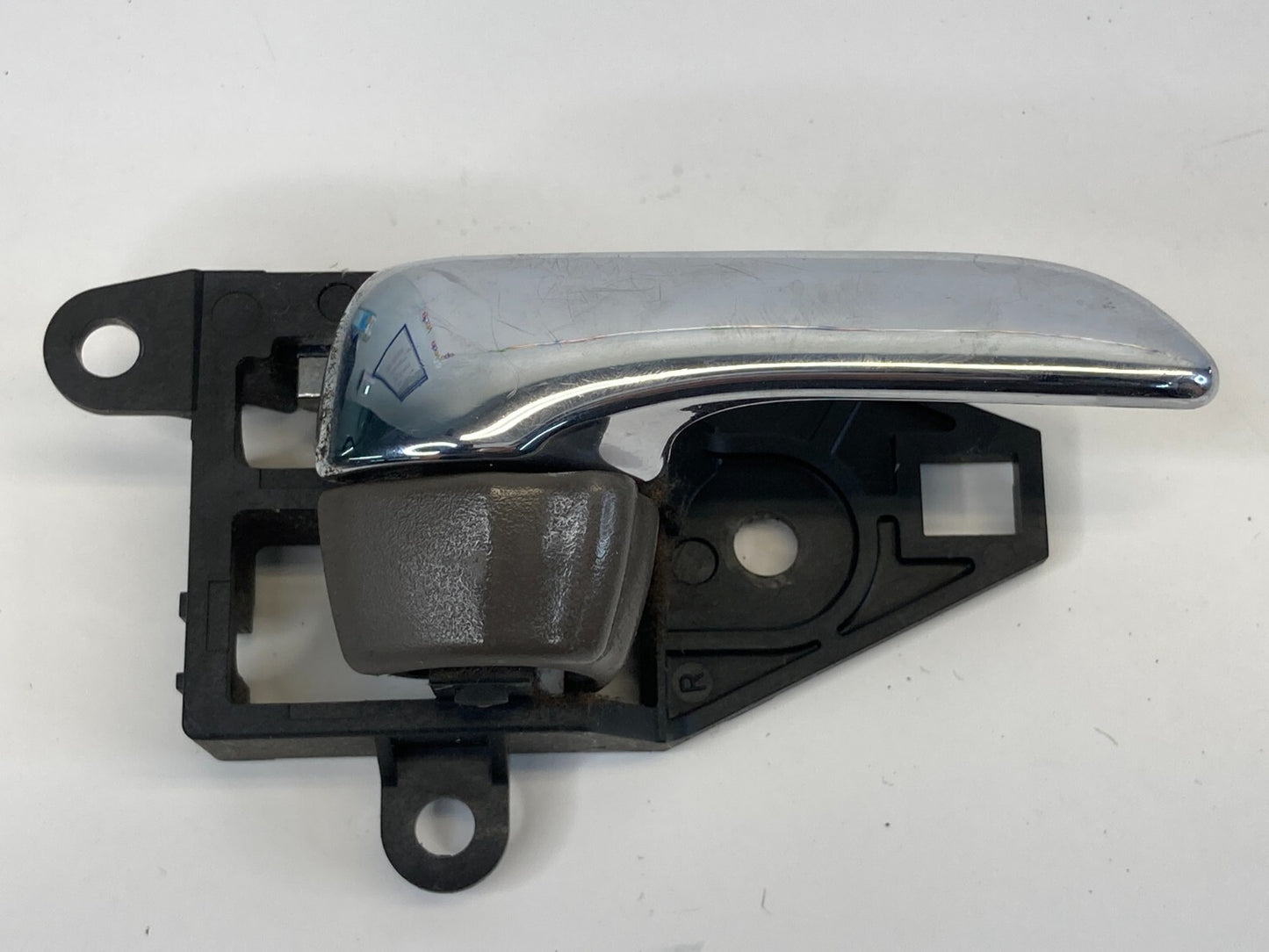 1998-2005 Lexus GS300 Front Right Side Interior Inner Door Handle OEM