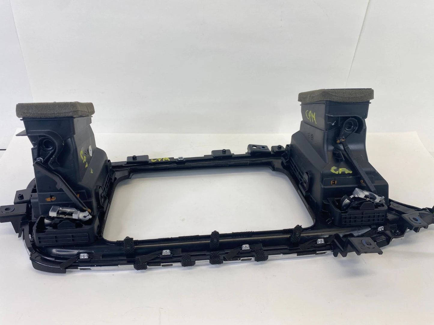2014-2016 KIA OPTIMA RADIO DASH TRIM BEZEL SURROUND AIR VENTS ENCLOSURE OEM