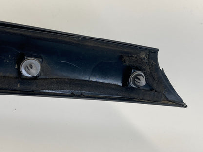 2014-2019 Kia Soul Front Right Side Windshield Molding 86181-B2000 OEM