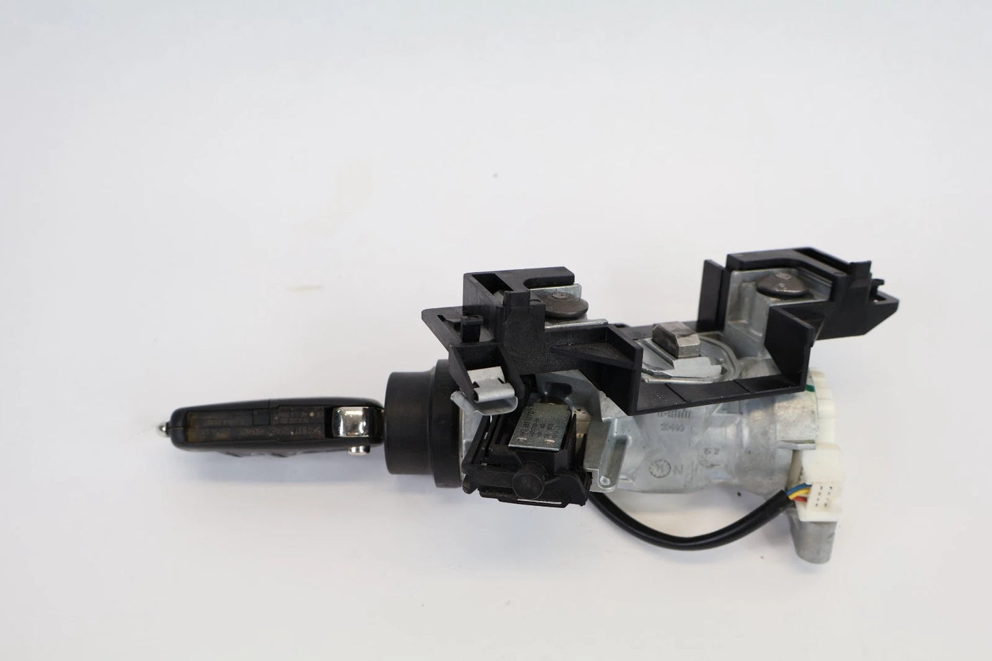 12-19 VOLKSWAGEN PASSAT IGNITION SWITCH CYLINDER IMMOBILIZER & KEY 5K0-905-865