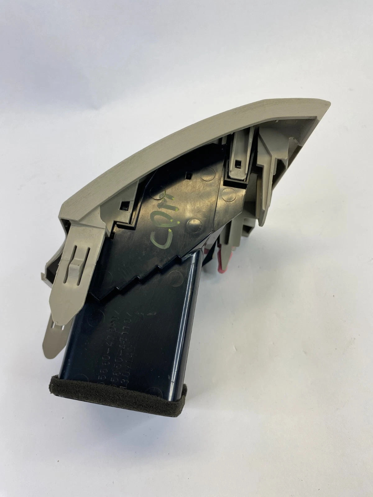 2010-2015 TOYOTA PRIUS FRONT RIGHT PASSENGER SIDE DASH AIR VENT 55660-47030 OEM