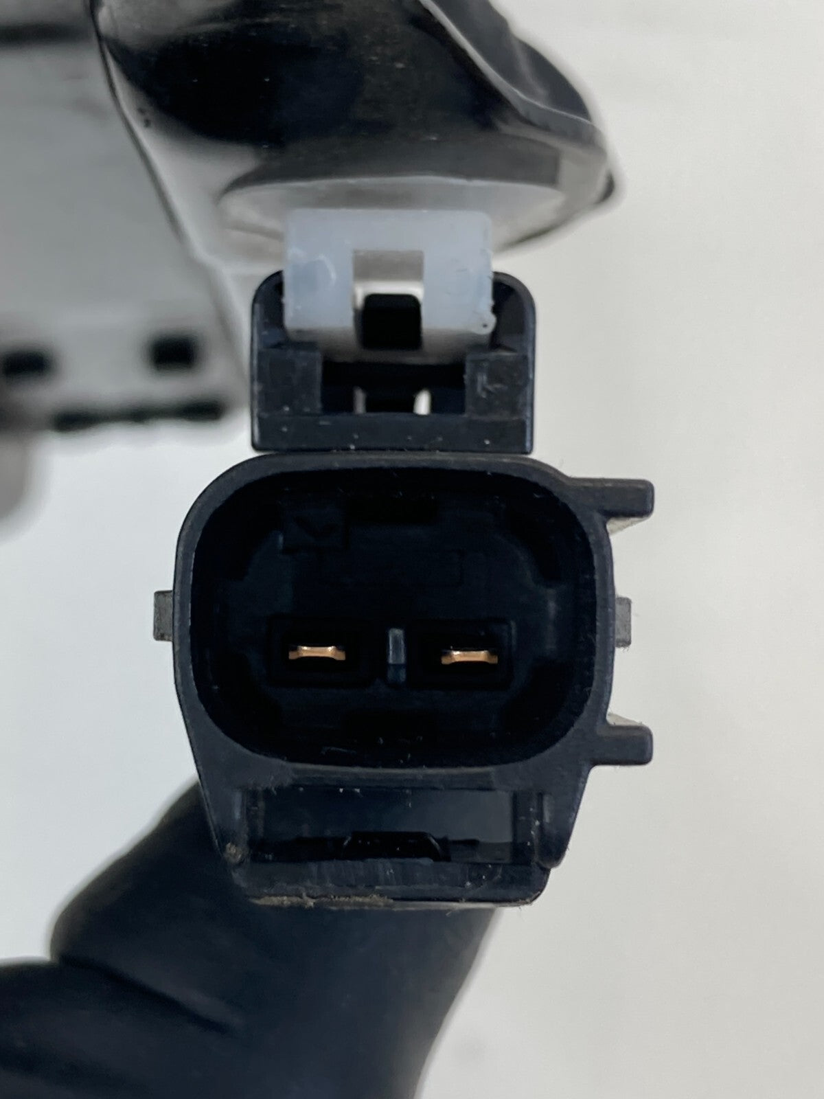 2010-2015 Toyota Prius Battery Holder Down Frame Bracket Support OEM