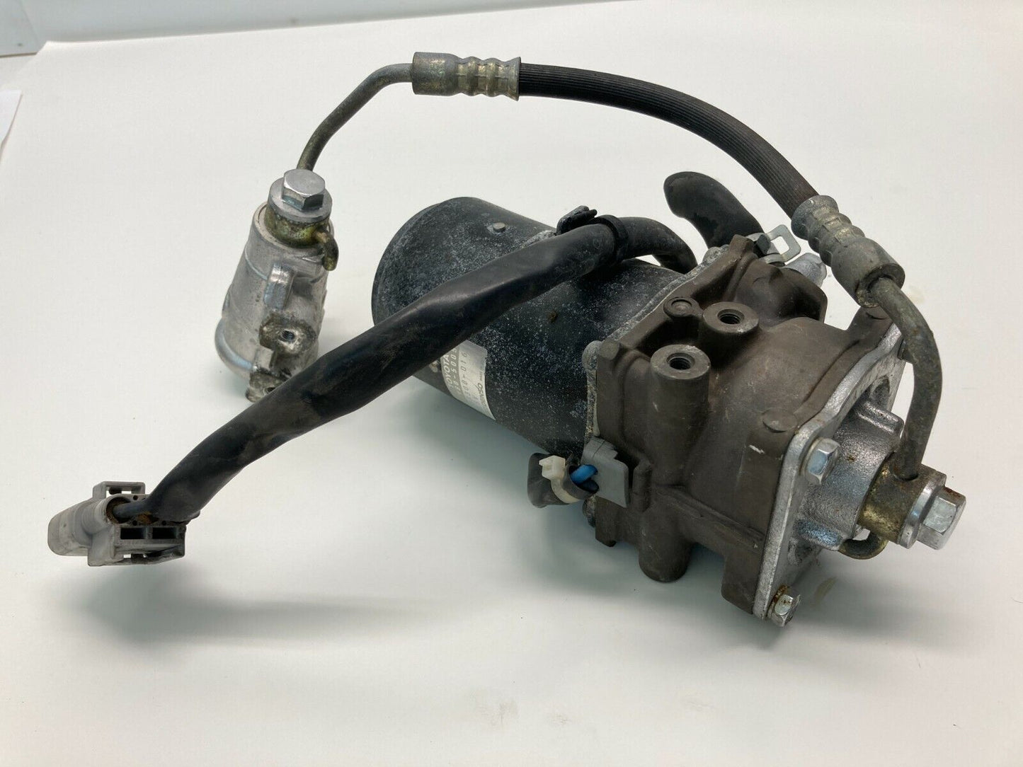 95 96 97 98 99 00 Lexus LS400 4.0L V8 AT ABS Anti Lock Brake Actuator Pump OEM