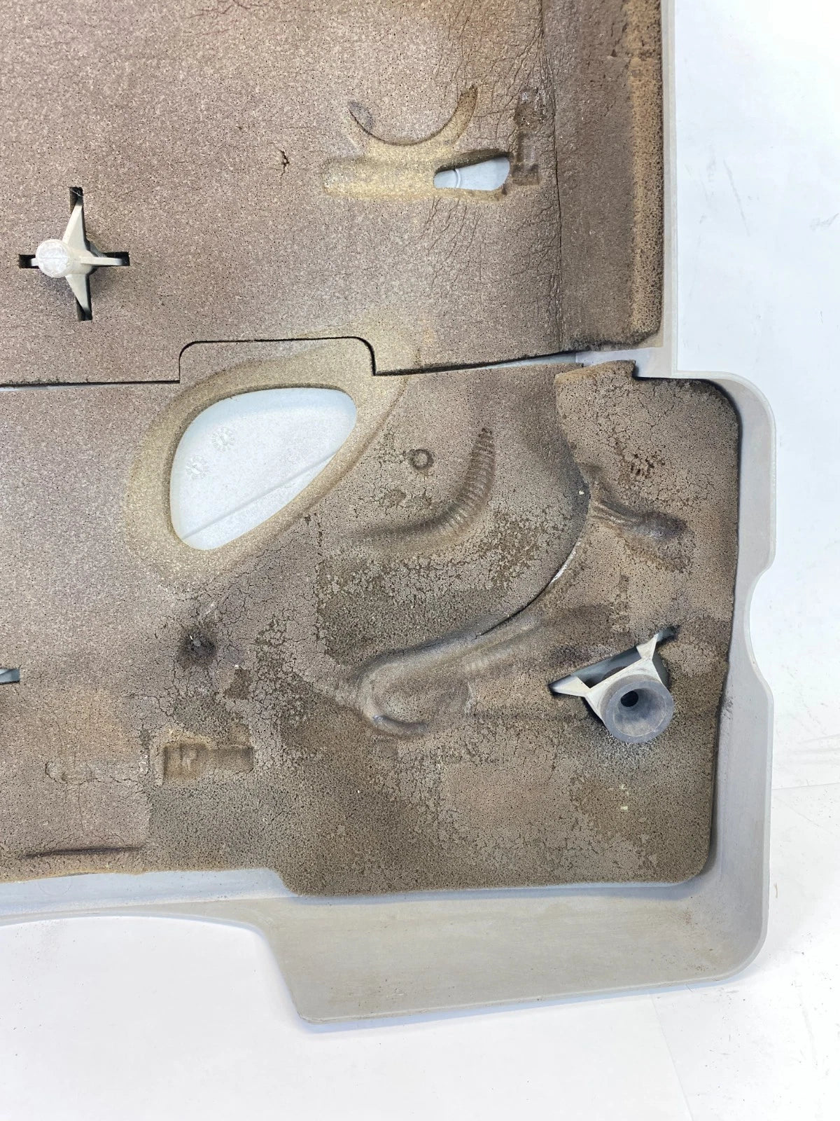 2004-2007 CADILLAC CTS 3.6L V6 VVT ENGINE TOP COVER BEAUTY SHIELD UPPER 12583732
