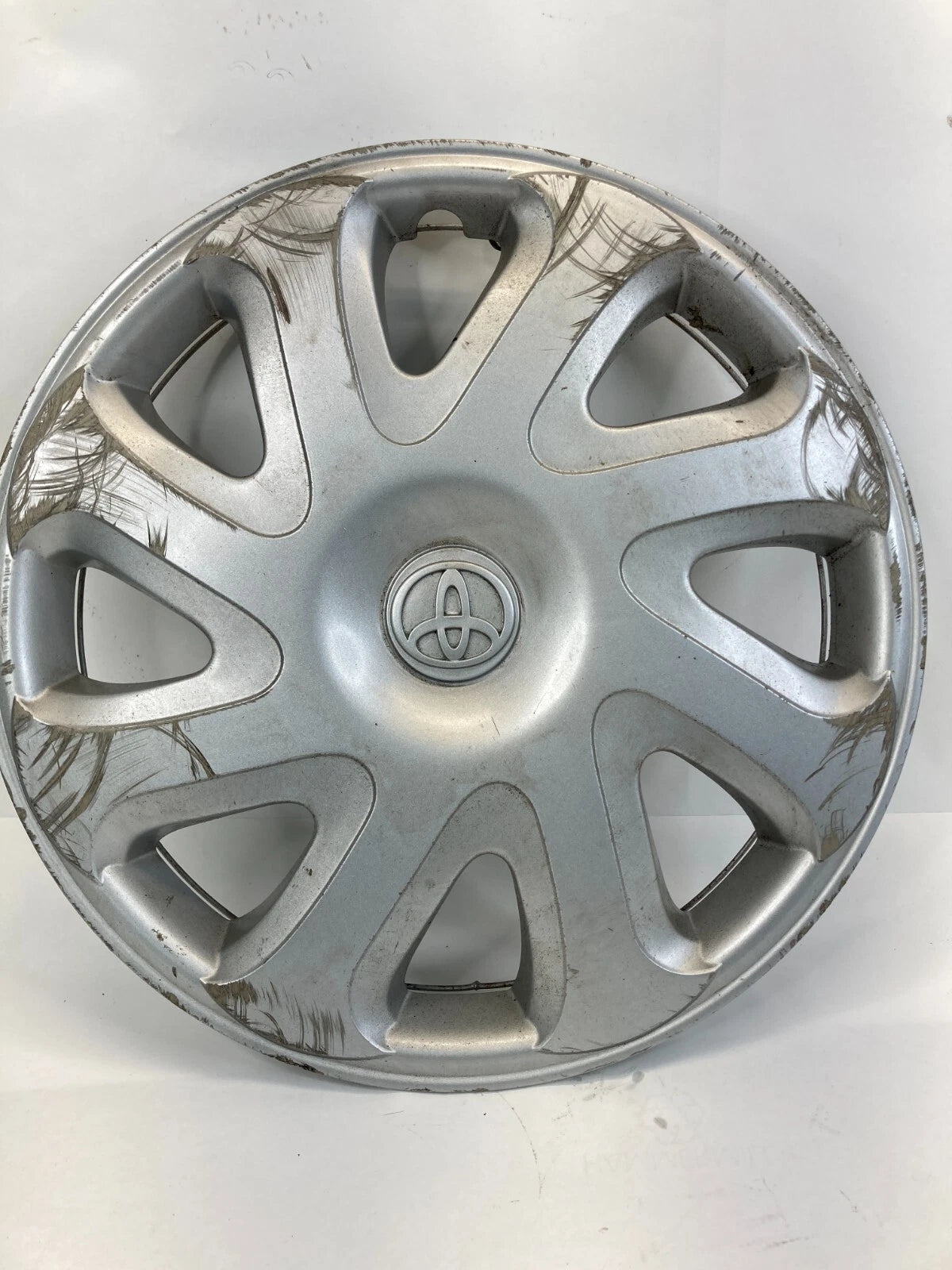 2000 2001 2002 TOYOTA COROLLA RIM WHEEL CENTER CAP HUBCAP HUB CAP 42621AB030 OEM