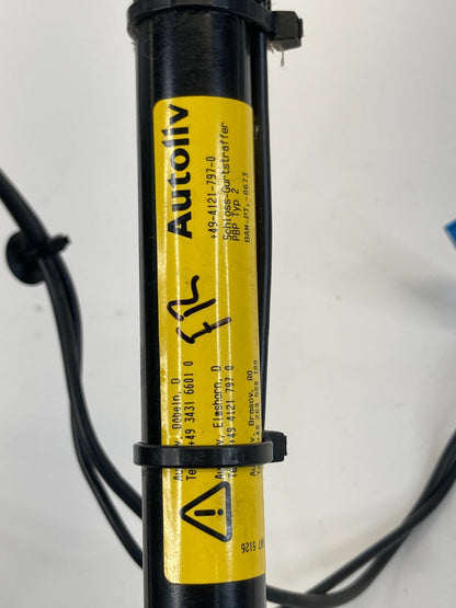 2008-2012 Land Rover LR2 Front Right Passenger Seat Belt Buckle OEM