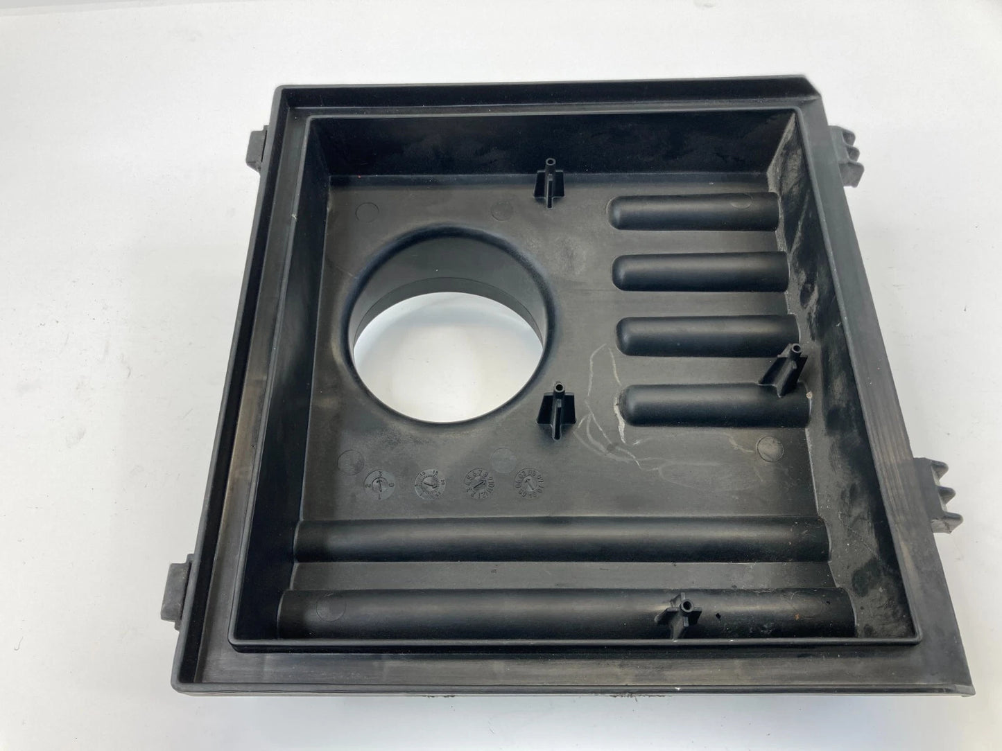 2006-2009 CHEVROLET IMPALA AIR CLEANER UPPER HOUSING FILTER COVER 15871617 OEM