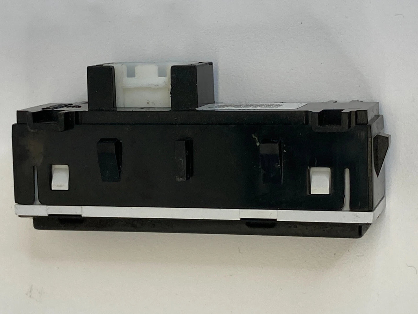 2009-2017 CHEVROLET TRAVERSE DASH PASSENGER SWITCH INDICATOR LIGHT 25828898
