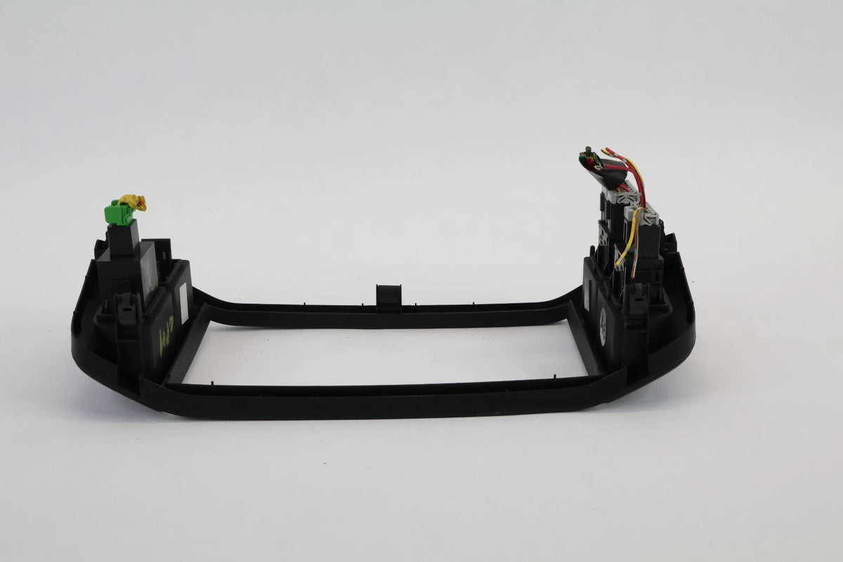 2003-2005 HONDA PILOT CENTER DASH RADIO TRIM BEZEL HAZARD & VTM SWITCH WOOD OEM