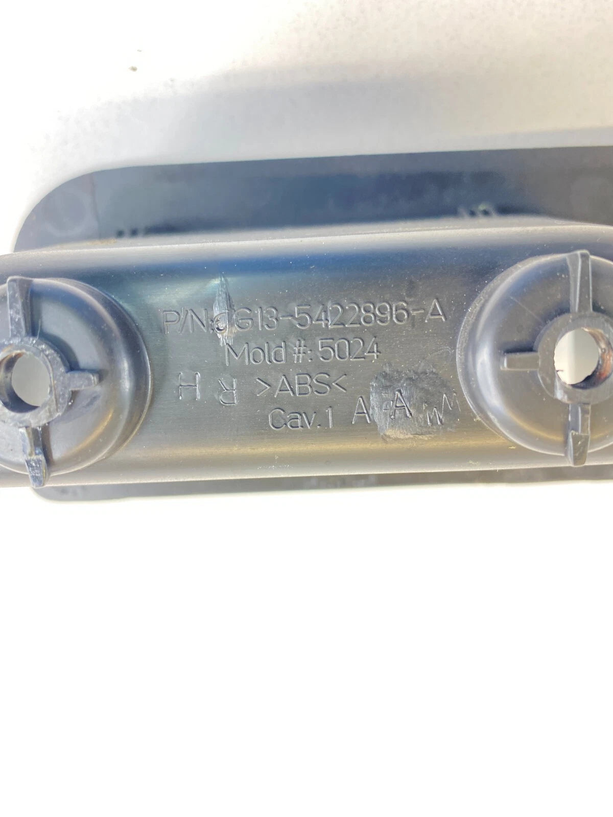 2005-2007 FORD FIVE HUNDRED FRONT RIGHT WINDOW SWITCH BEZEL TRIM 6G13-5422896-A