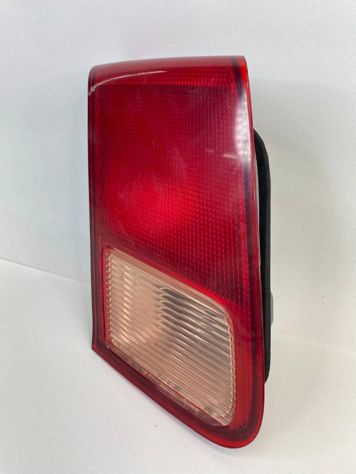 2001-2002 HONDA CIVIC REAR LEFT INNER TRUNK LID TAIL LIGHT LAMP ASSEMBLY OEM