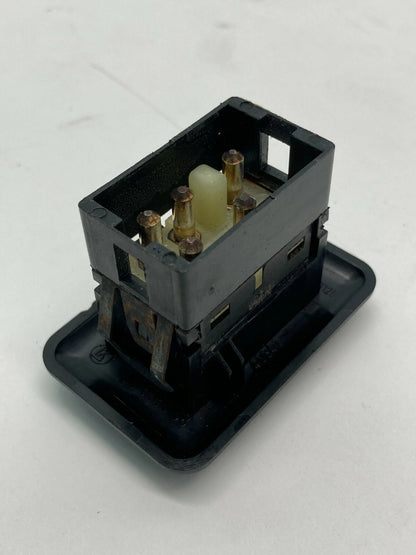 93 94 95 96 97 VOLVO 850 REAR RIGHT SIDE POWER WINDOW SWITCH BUTTON 3523120 OEM