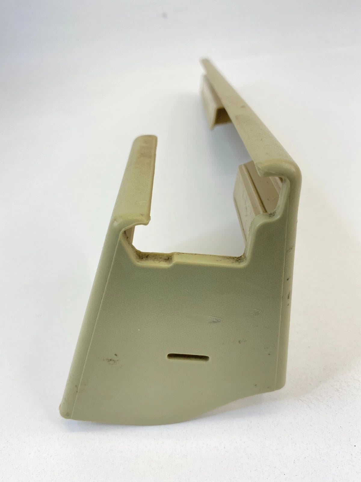 06-09 MERCEDES-BENZ R350 FRONT RIGHT SIDE SEAT TRACK RAIL COVER TRIM A2519191920