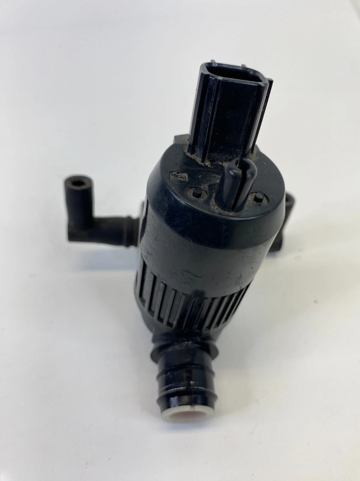 13-19 FORD EXPLORER INTERCEPTOR UTILITY WINSHIELD WIPER WASHER PUMP BA8317664AA