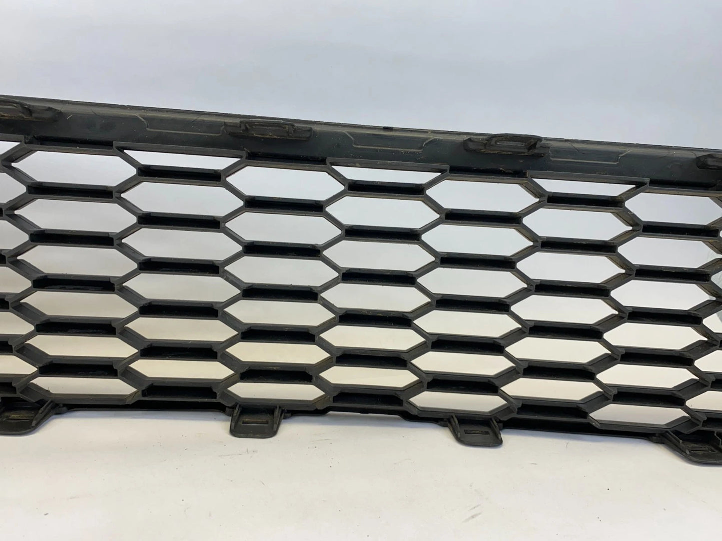 2018 2019 MITSUBISHI OUTLANDER SPORT FRONT BUMPER LOWER GRILLE INSERT 6402A505