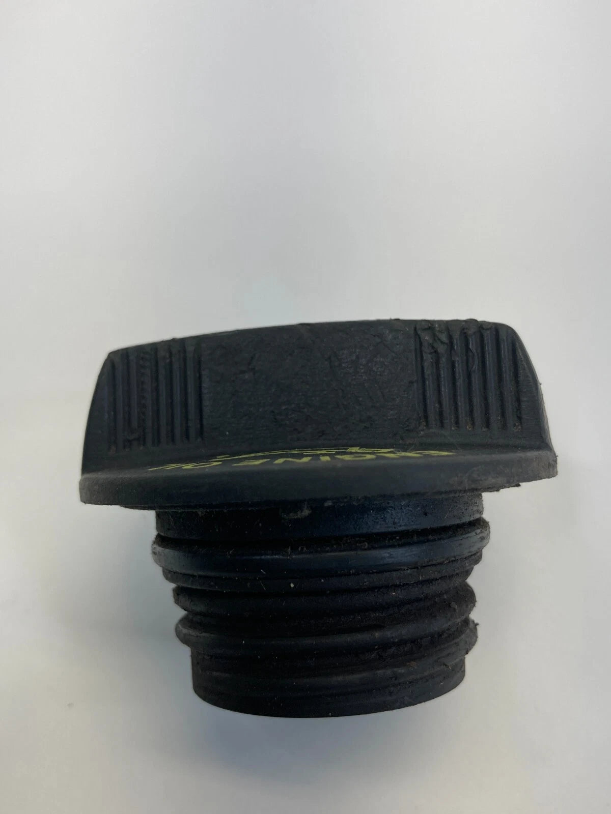 2008-2014 DODGE AVENGER 07-12 CALIBER 2.4L ENGINE OIL FILLER FLUID CAP COVER OEM