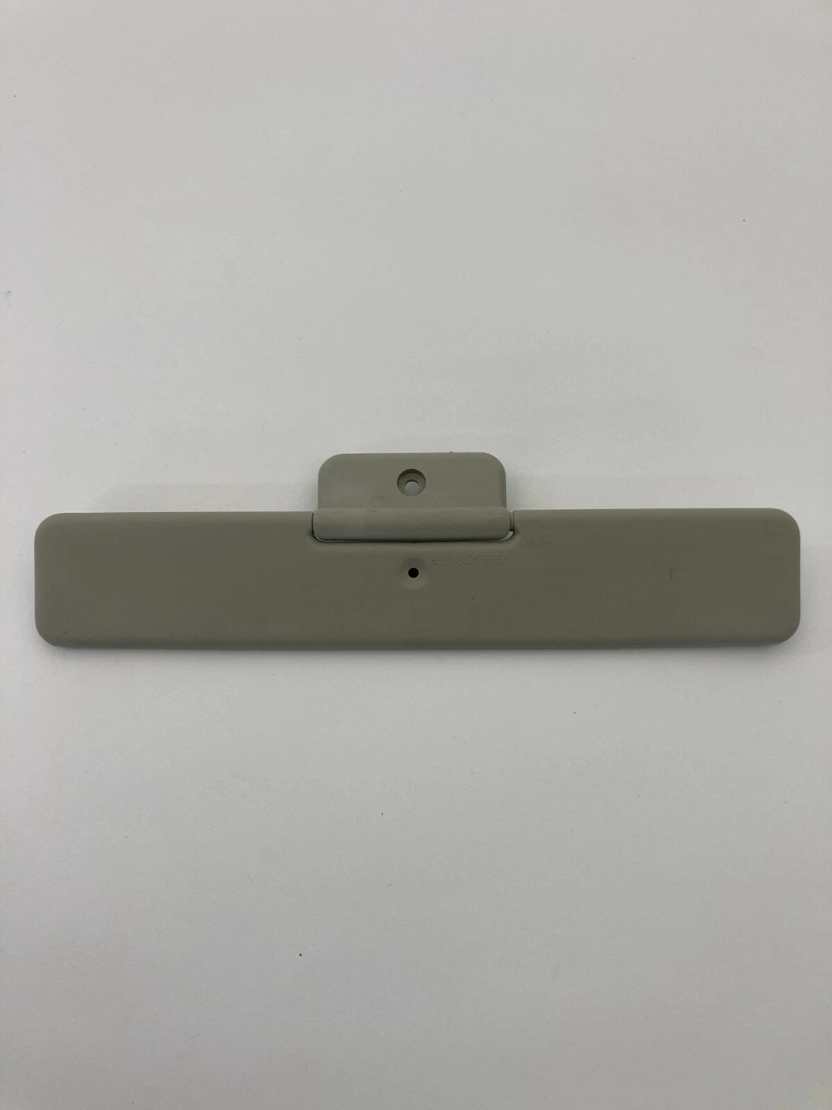 1996-2001 AUDI A4 QUATTRO MINI CENTER MIDDLE SUNVISOR SUN VISOR SHADE 8D0858555
