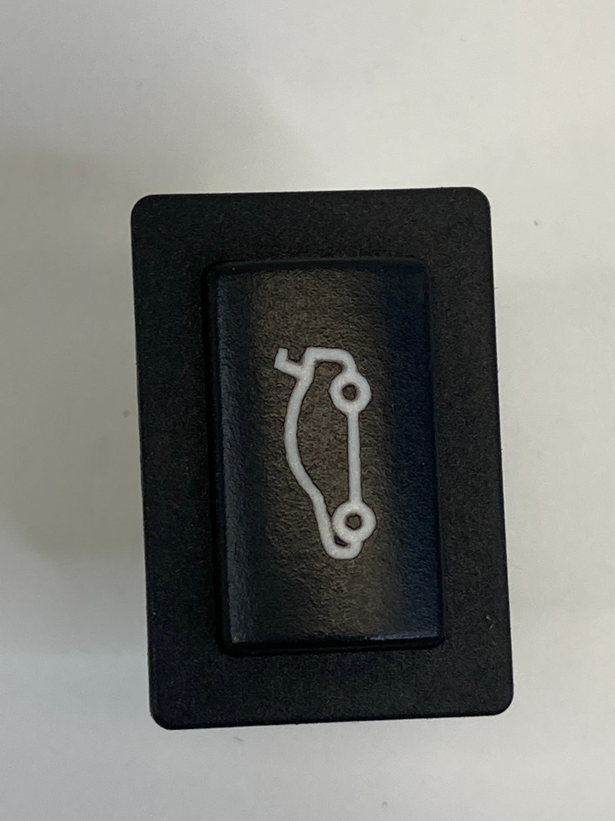 2004-2007 525i 04 05 BMW 545i Trunk Lid Release Control Switch Button 6921846