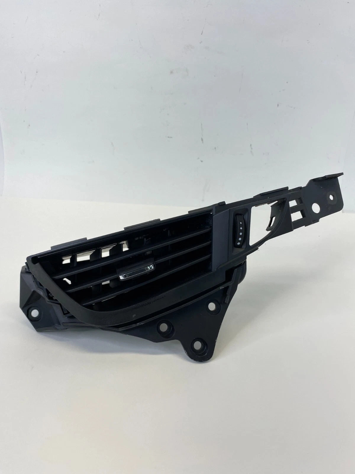 2013-2019 CADILLAC ATS LEFT DRIVER SIDE DASHBOARD AIR VENT BEZEL 22794521 OEM