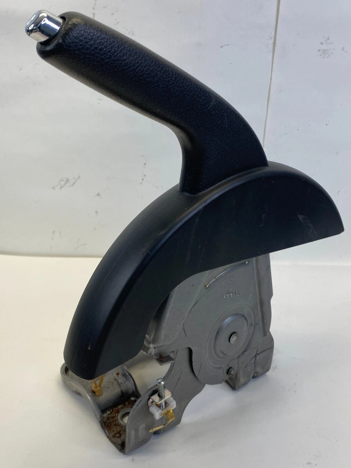 2013-2019 NISSAN SENTRA EMERGENCY PARKING BRAKE LEVER HANDLE ASSEMBLY UNIT OEM