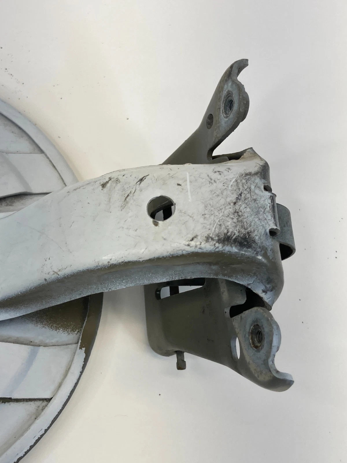 1998-2017 LINCOLN NAVIGATOR SUV GAS TANK FUEL FILLER DOOR LID COVER CAP OEM