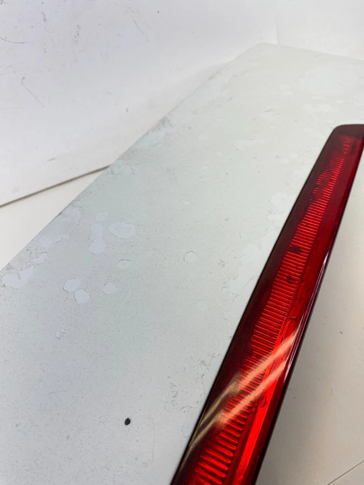 08-11 HYUNDAI ACCENT HATCHBACK REAR TRUNK SPOILER W THIRD BRAKE LIGHT 872101E200