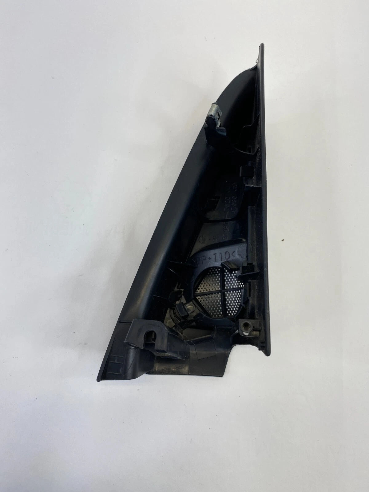 2004-2009 TOYOTA PRIUS FRONT DRIVER SIDE INTERIOR DOOR CORNER TWEETER TRIM COVER