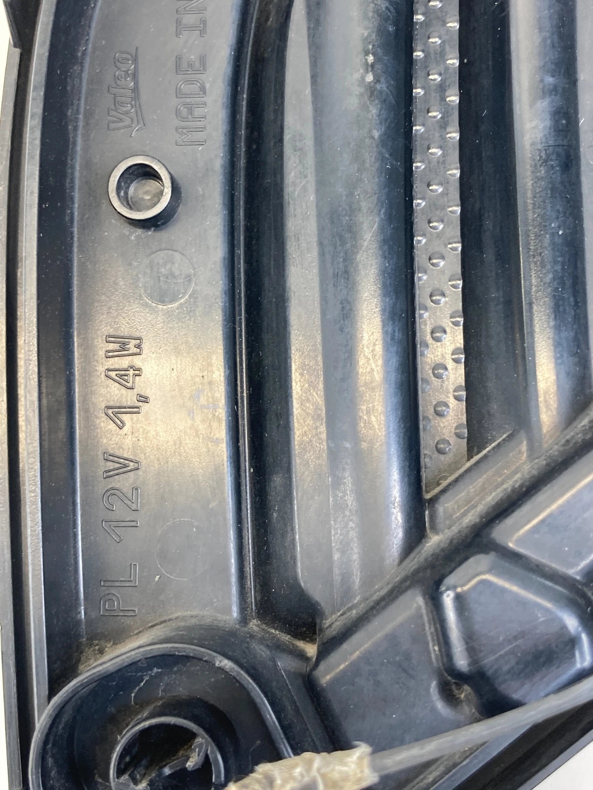 2011 2012 2013 Volvo S60 Front Right Side Marker Daytime Running Light OEM