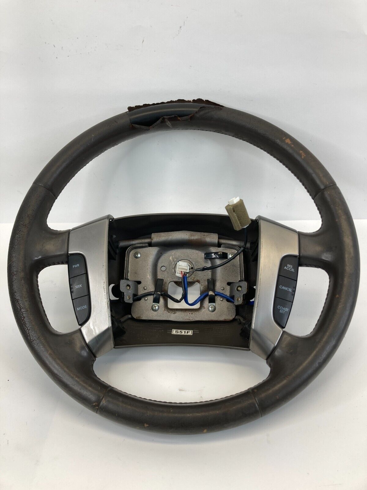 2003-2006 Kia Sorento Steering Wheel W/ Cruise Controls KA211516-241210 OEM