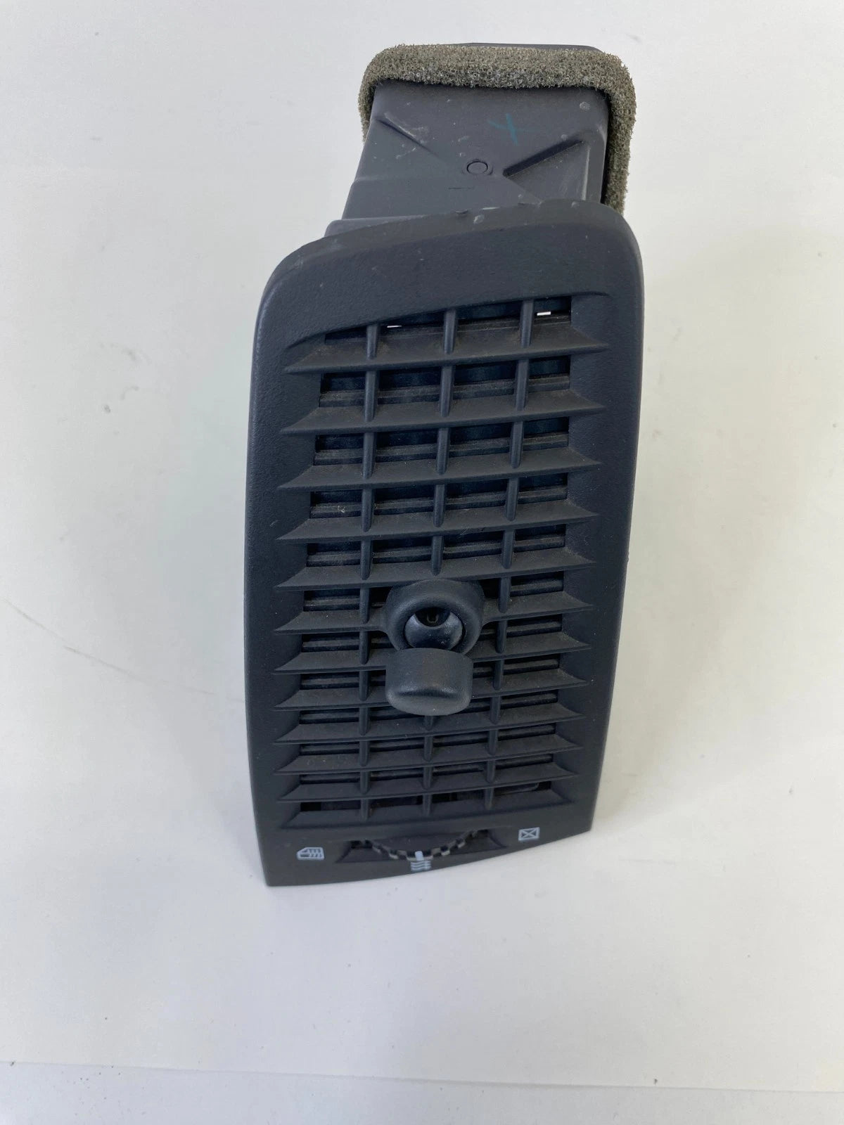 03-07 CADILLAC CTS 04-06 SRX LEFT DASH AC AIR VENT DUCT GRILL OUTER 25703818 OEM