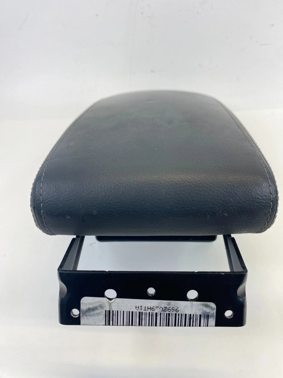 2018 Nissan Altima SEDAN Center Console Arm Rest Armrest Lid Compartment OEM