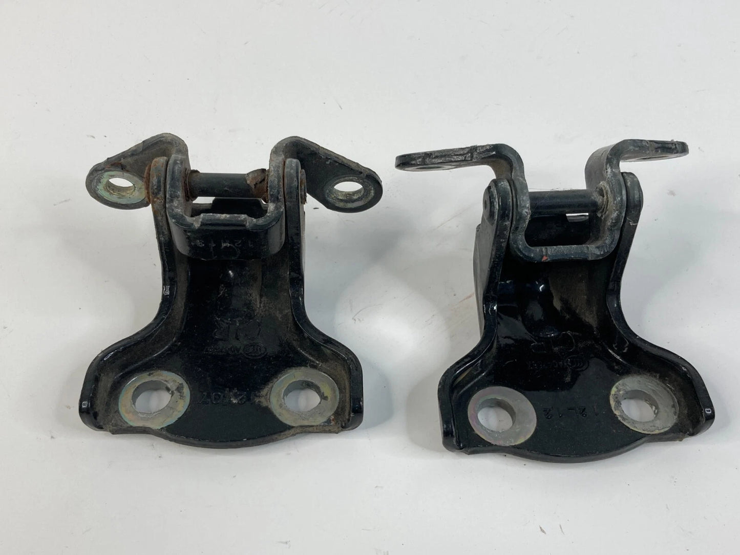 2012-2015 CHEVROLET CAPTIVA SPORT REAR DOOR RIGHT UPPER & LOWER HINGE SET PAIR