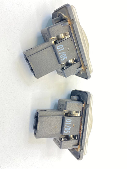 2003-2006 MERCEDES-BENZ E500 REAR LICENSE PLATE LIGHT LAMP SET PAIR A2118200756