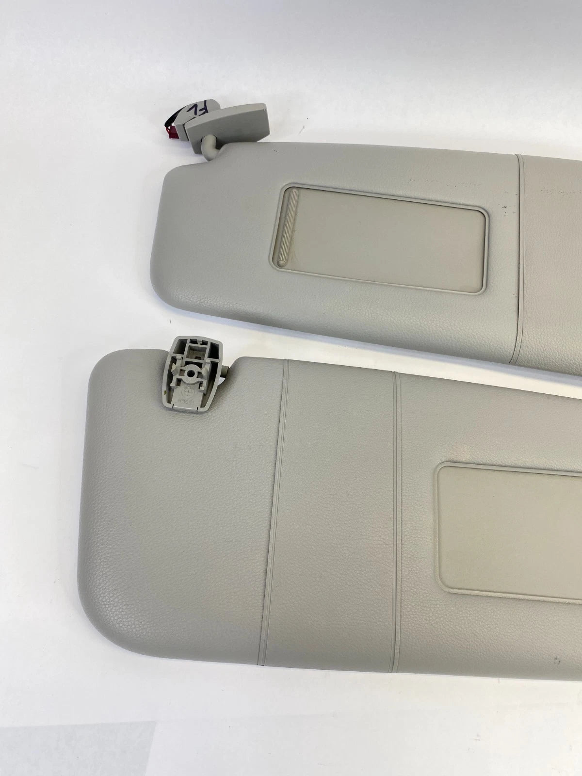 2008 BMW 535XI SUNVISOR SUN VISOR SHADE LEFT & RIGHT PAIR SET W / MIRROR OEM