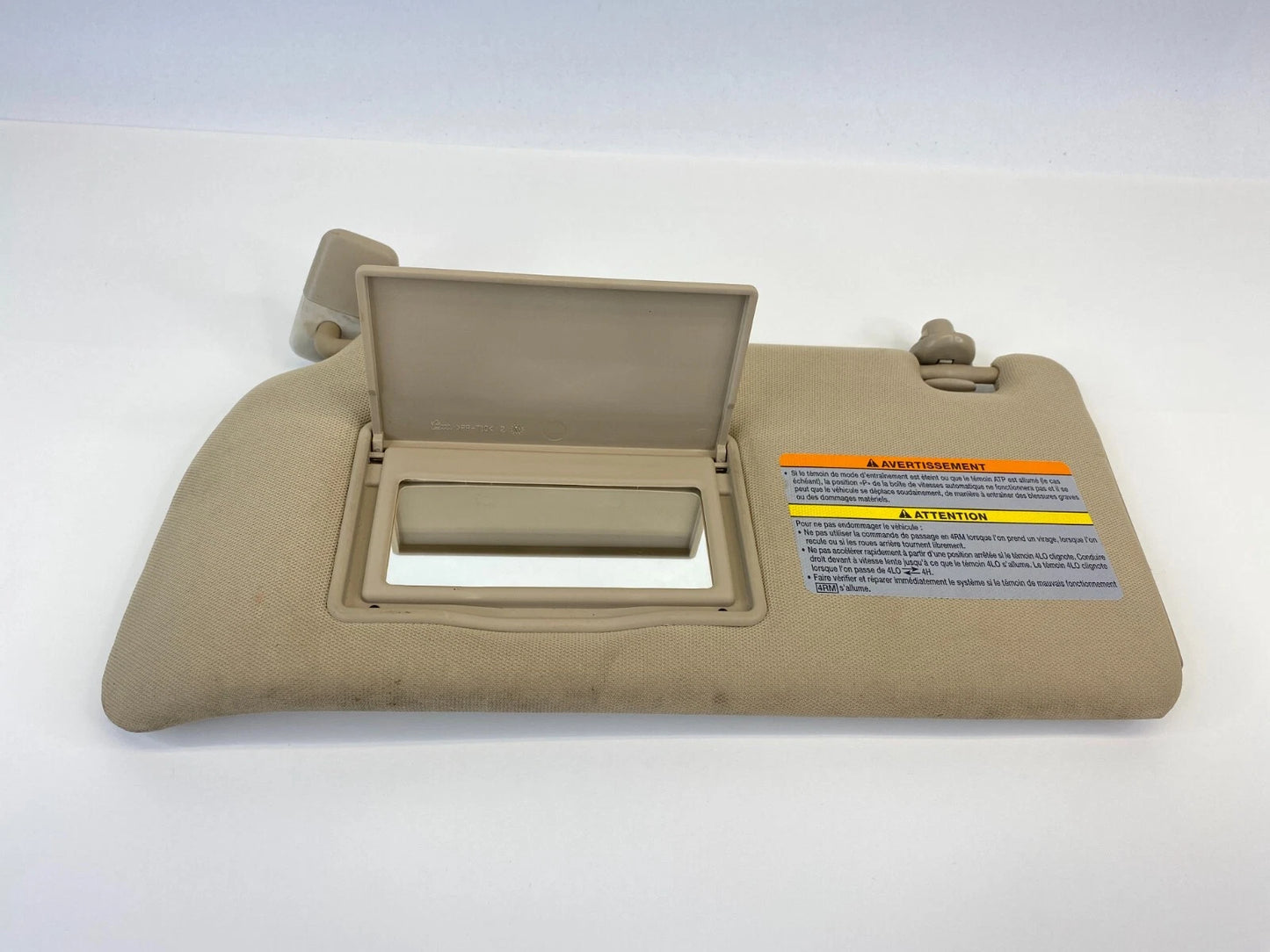 2005-2012 NISSAN PATHFINDER LEFT DRIVER SIDE SUNVISOR SUN VISOR SHADE W/ MORROR