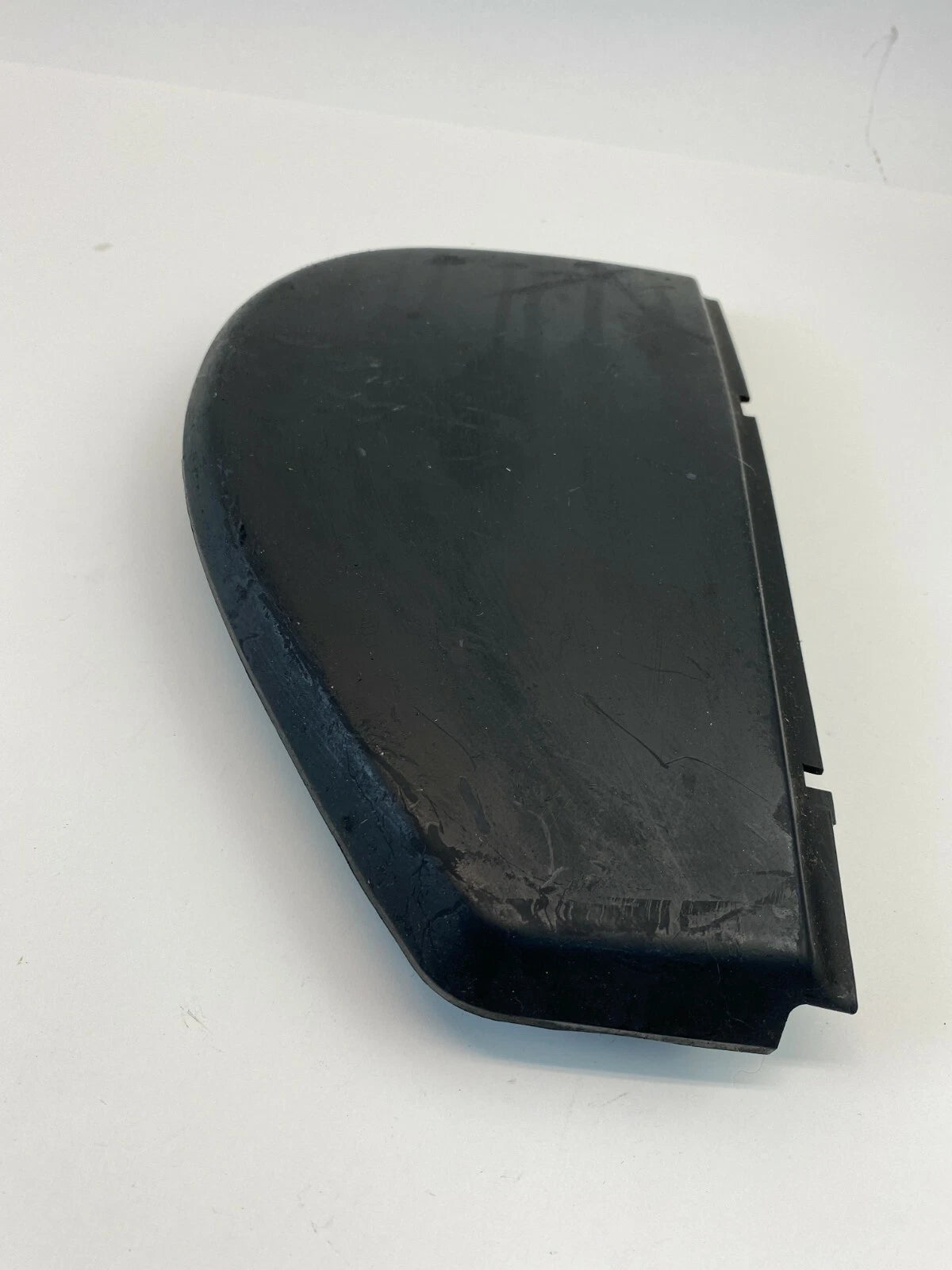 98-10 VW BEETLE DASH INSTRUMENT PANEL RIGHT SIDE END CAP COVER TRIM 1C1-858-248