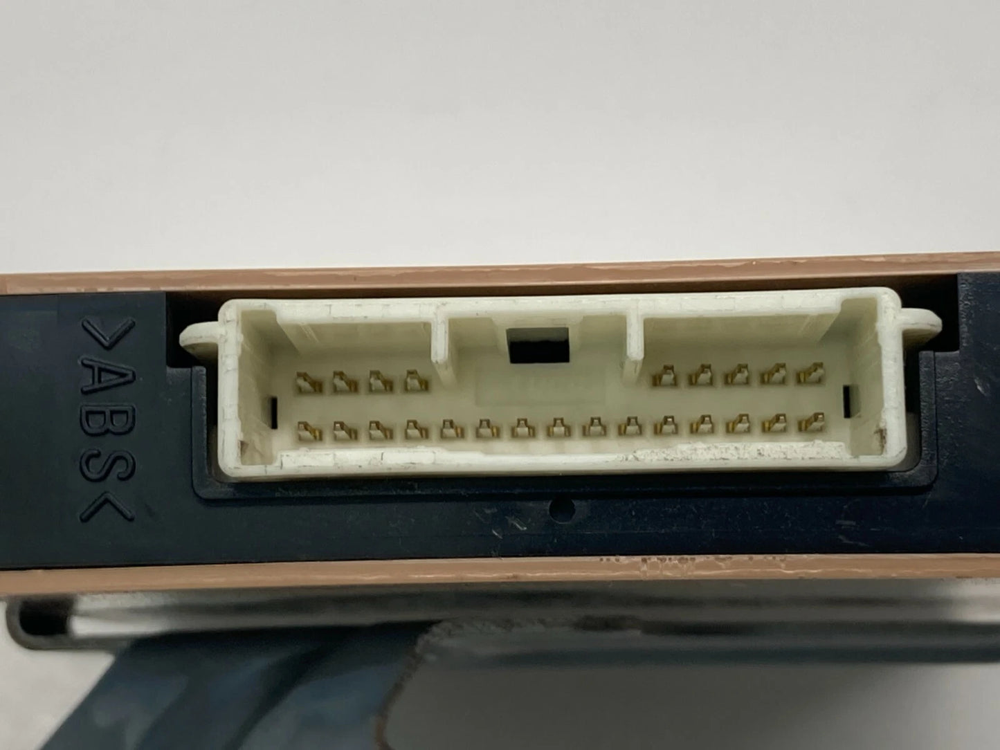 06-09 TOYOTA PRIUS MULTIPLEX NETWORK GATEWAY COMPUTER CONTROL MODULE 89111-47050