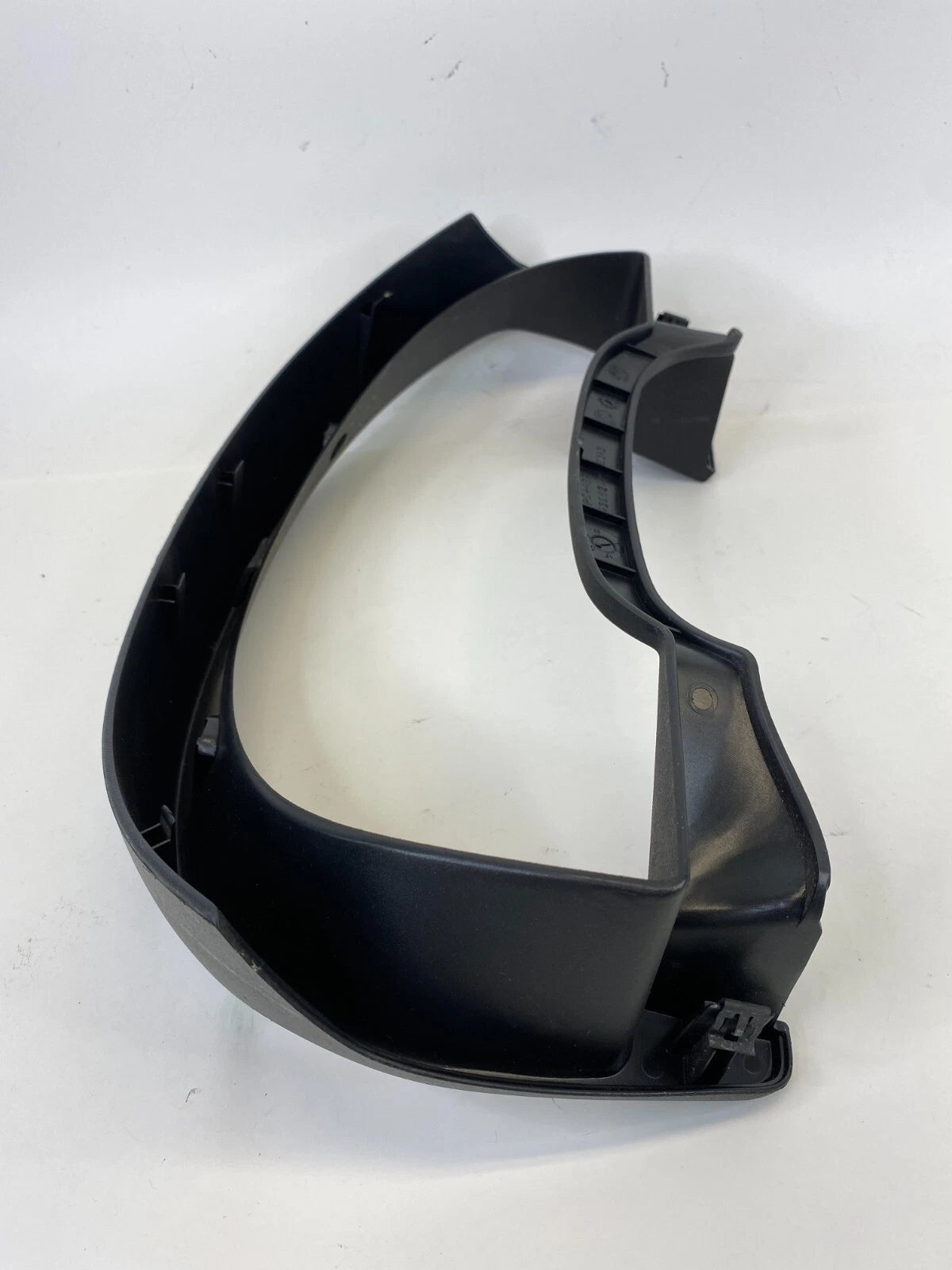2002-2005 SATURN VUE DASH SPEEDOMETER CLUSTER TRIM BEZEL COVER 10356212 OEM